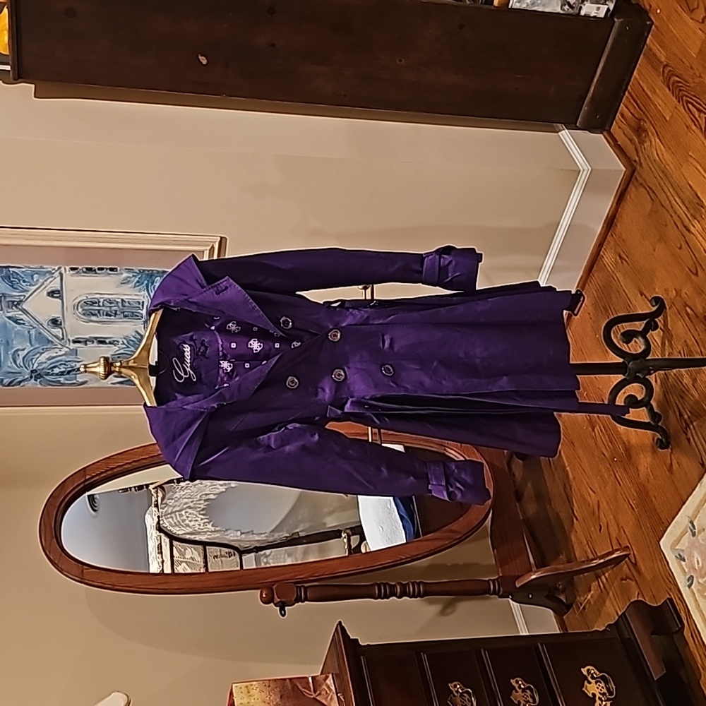 People Guess Trench Coat ECU or LSU